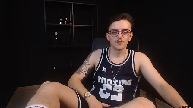 Chat XXX ao vivo de FelixStarkk