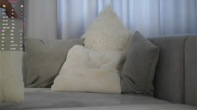 UlrikeStillwell's Live XXX Chat