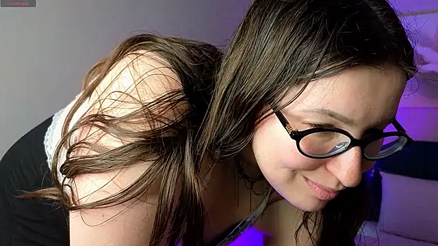 Peneloppa_Star Adlı Modelin Canlı XXX Sohbeti