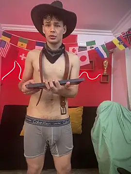 Chat XXX en directo de LoganSteel_