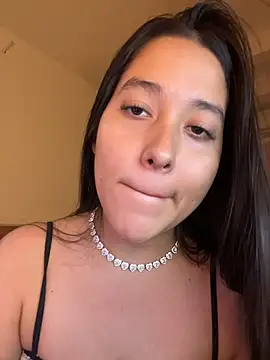Chat +18 de Nhefertary ao vivo