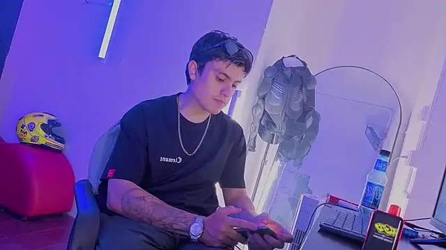 Chat XXX ao vivo de angel_still_