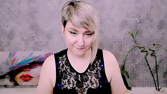 Chatroom XXX en direct de Djullia
