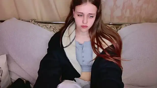 LilaClever Adlı Modelin Canlı XXX Sohbeti