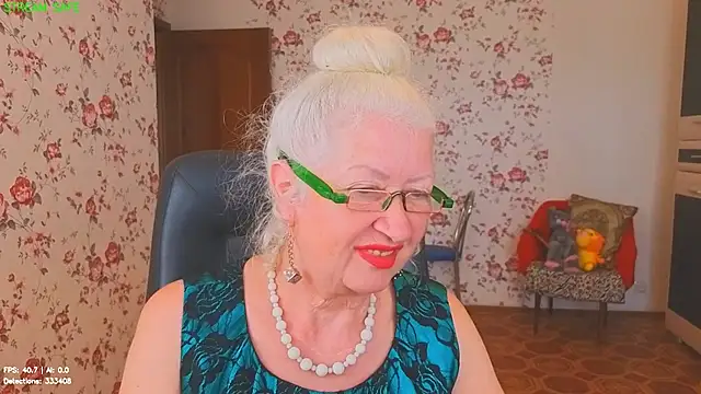 Maya_Mayflower's Live XXX Chat