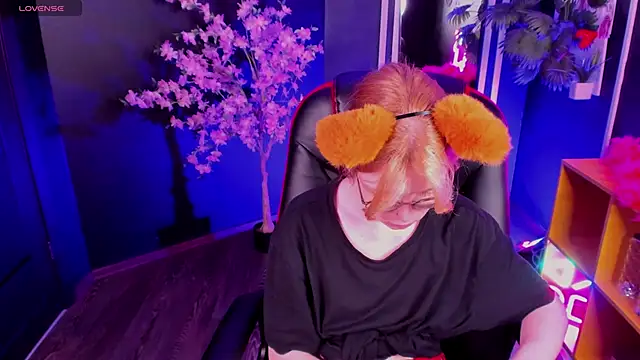 FoxxyyPolly's Live XXX Chat