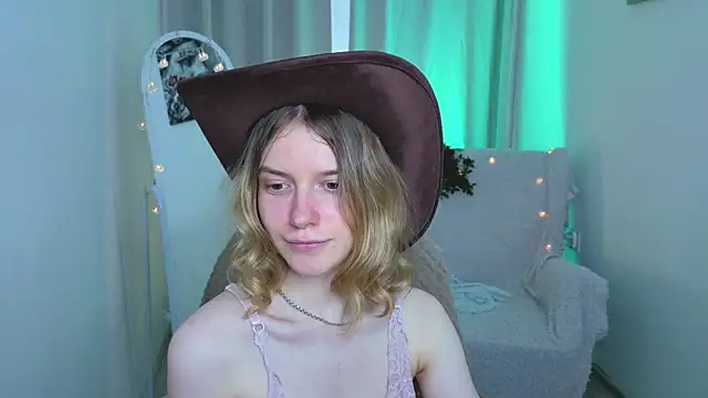 MilanaRayy live XXX chat