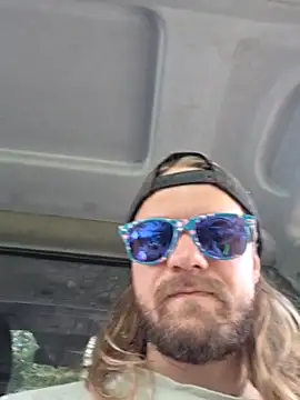 Chat XXX ao vivo de BobTheBuilderr