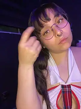 Solo_yoss' Live XXX Chat