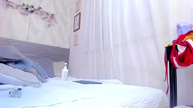 Isisjames Chat XXX live