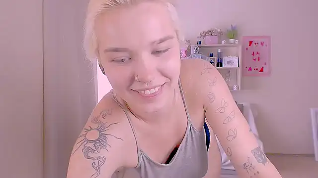 Hot_Blonda's Live XXX Chat