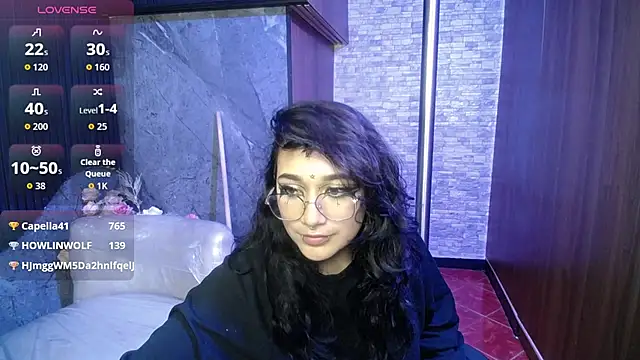 Aura_cute_ Adlı Modelin Canlı XXX Sohbeti