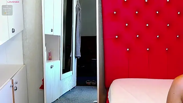 MellanieBliss Chat XXX in diretta