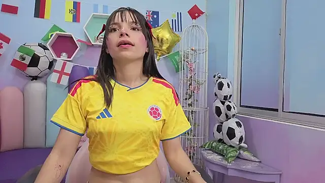 Isaa_Skinny Adlı Modelin Canlı XXX Sohbeti