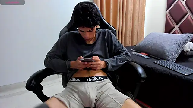 Show webcam de Ithan_Hott