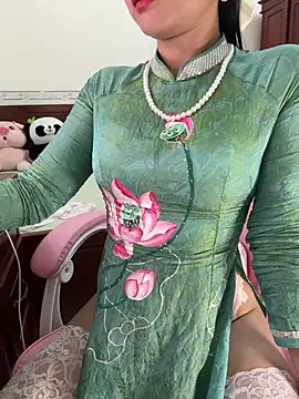Chatroom XXX en direct de ___Erin___