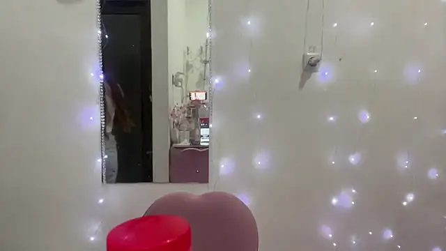 RuthWeinraub Live XXX-chat