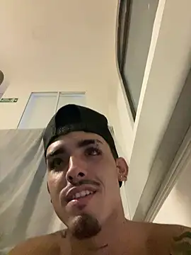 Czat XXX na żywo – NikoStone_