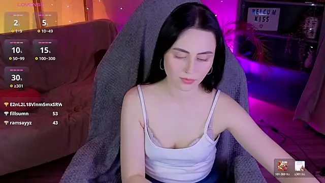 NoraLumi's Live XXX Chat