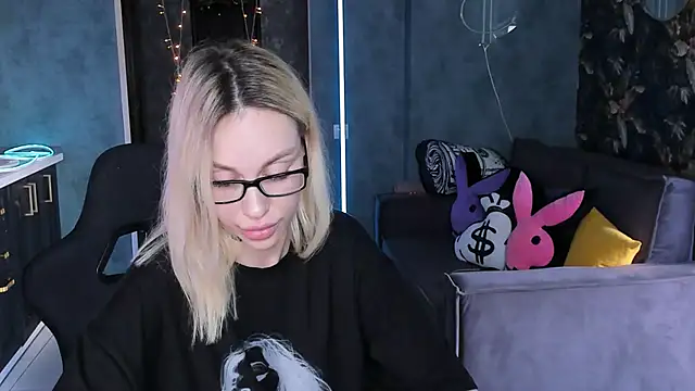 Živý XXX chat Blckmirrorr