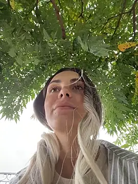 XXX chat uživo modela SandraCarter