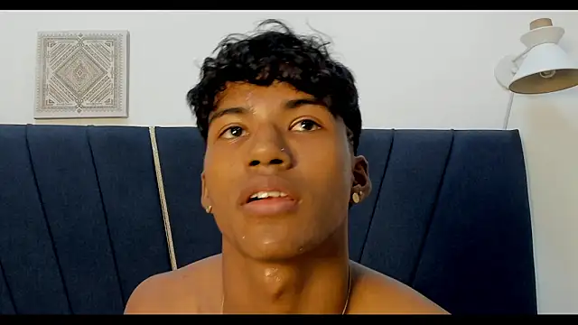 An_fox23 Chat XXX in diretta