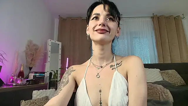JacquelineHex Adlı Modelin Canlı XXX Sohbeti
