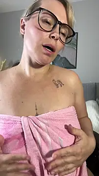 Živý XXX chat Charming_Daphny