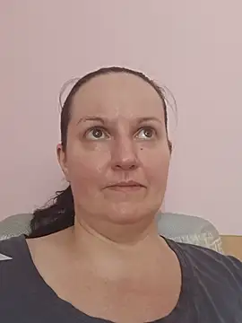 BustyLadyAlma Chat XXX live