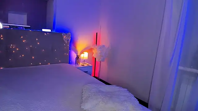 Laura_LeeeのライブXXXチャット