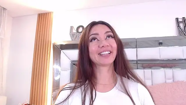 rebecagoldene's Live XXX Chat