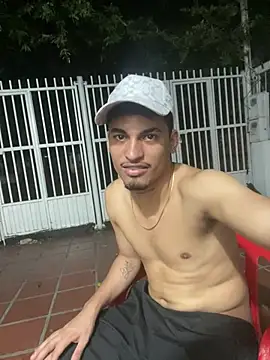 Ares_DAMM live XXX chat