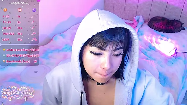 แชท XXX สดของ angelaa_elliss