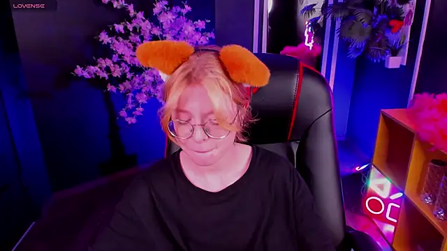 FoxxyyPolly's Live XXX Chat