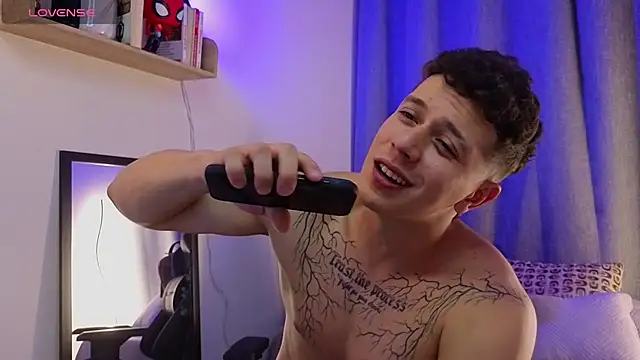 Chat XXX ao vivo de ASHTON_HILS