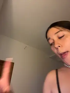Nhefertary's Live XXX Chat