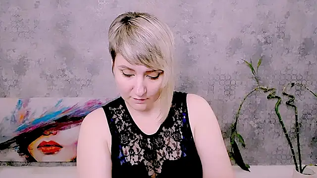 Djullia – Live XXX-chat