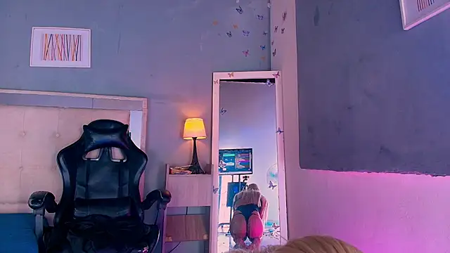 Živý XXX chat Emily_Castillo_1