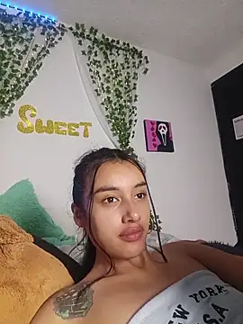 sweetdubros2n Live XXX chat