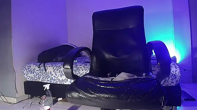 Thickveinyy Live XXX-chat