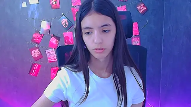 Chat XXX en directo de Aishell_