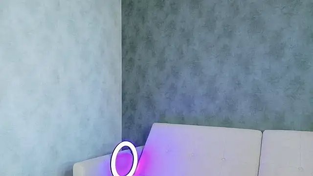 OnlyForYou_ Live XXX-chat