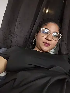 Yelly Live XXX-Chat