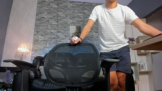Czat XXX na żywo – zack_joness18