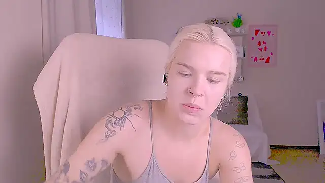 Chat XXX ao vivo de Hot_Blonda