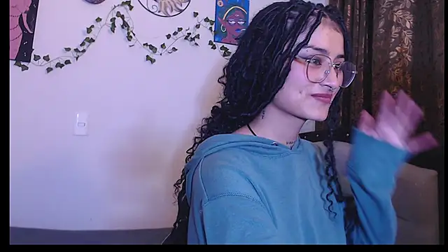 Lili__Clan's Live XXX Chat