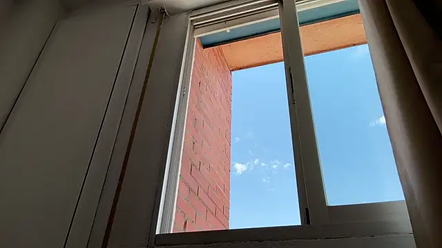צ'אט XXX בשידור חי של HoleBreeder