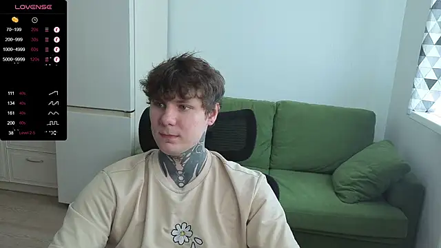 XXX chat uživo modela Lechery_boy