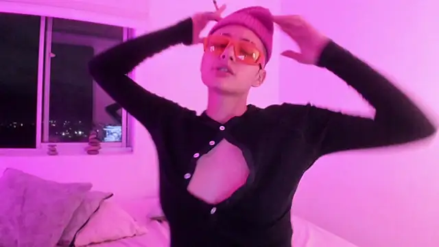 vandalovee_ 라이브 XXX 채팅