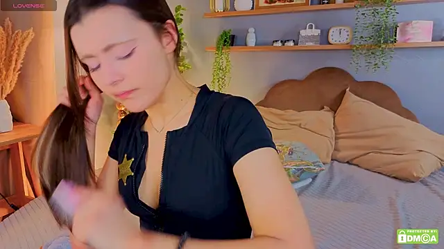 beatrishaa Adlı Modelin Canlı XXX Sohbeti